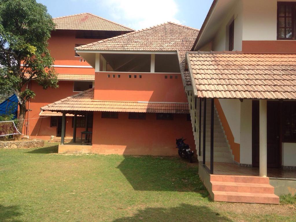 3 Hills County Kalpatta Ngoại thất bức ảnh